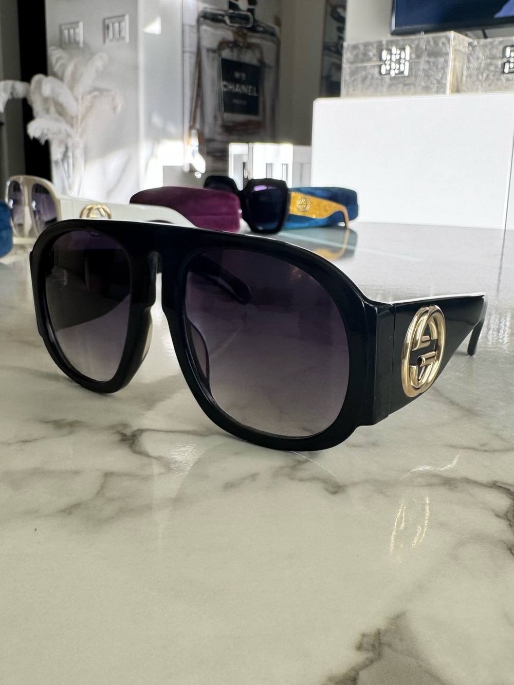Gucci Black Shield Sunglasses with Dark Gradient Lenses - Picture 7 of 9